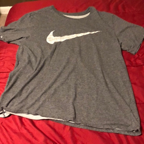 Nike Other - Men’s Nike Tee